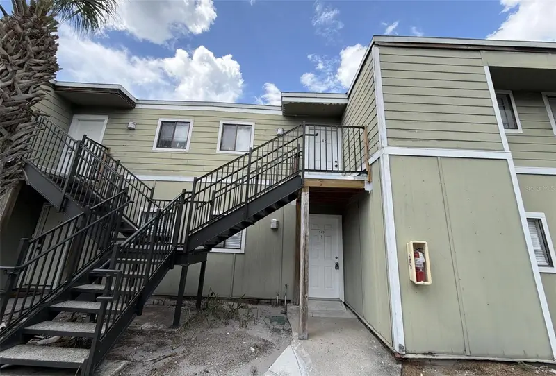 145 Scottsdale Sq, FL