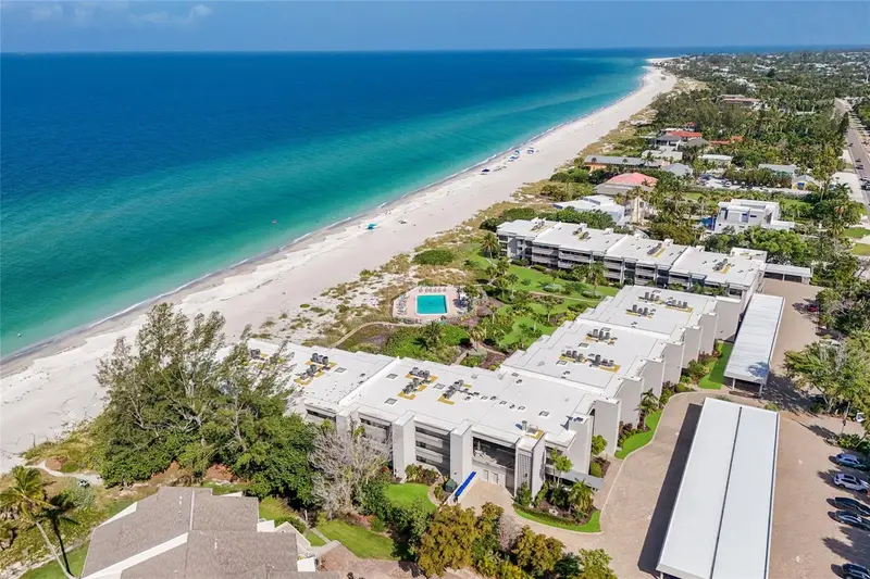 Longboat Key pending