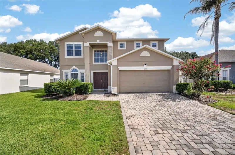 532 Kildrummy Dr, FL