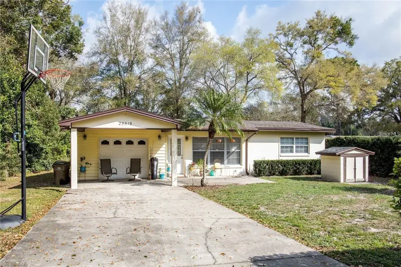 25519 Colmar Ave, FL