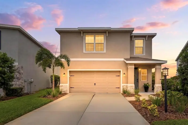 3283 Hilltop Cir, FL