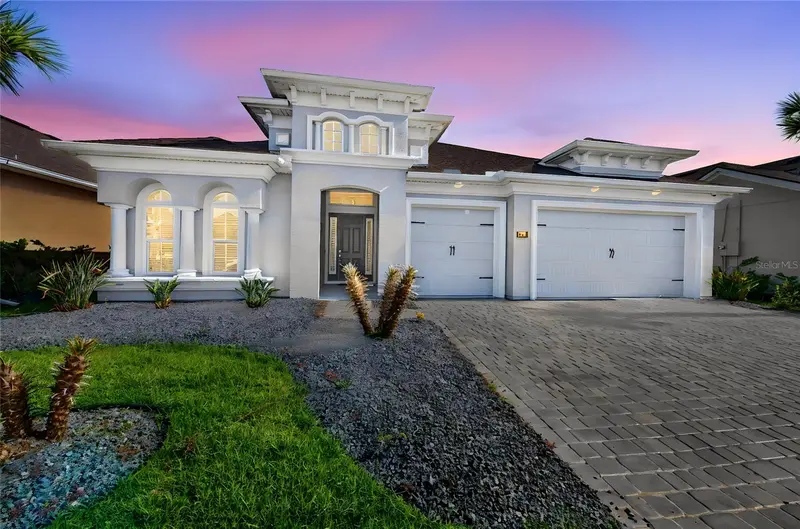 305 Aquamarine Way, FL