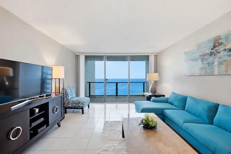 450 S Gulfview Blvd #705, FL