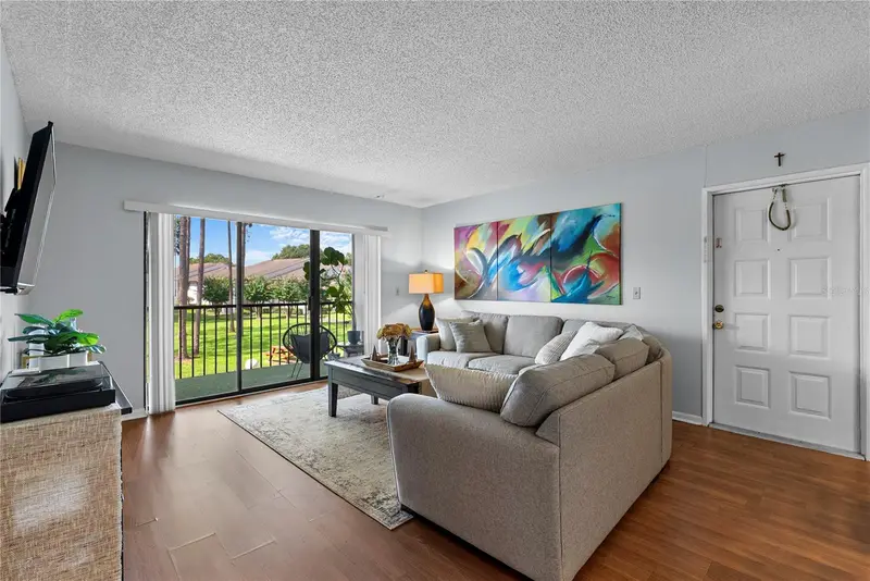 8217 Sun Spring Cir #72, FL