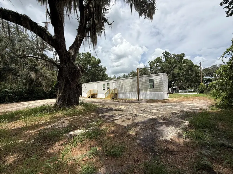 5642 Meadow Glen Rd, FL