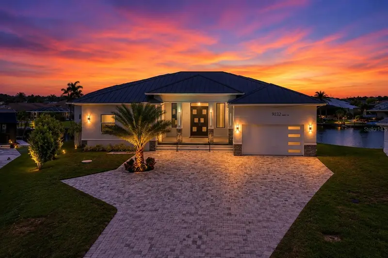 9232 Arrid Cir, FL