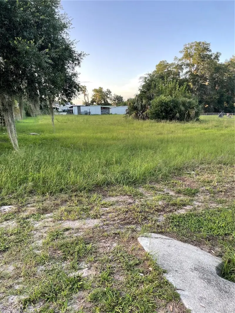 Central Ave, FL