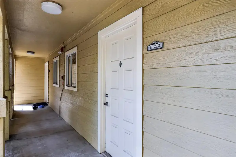 3 Arbor Club Dr #212, FL