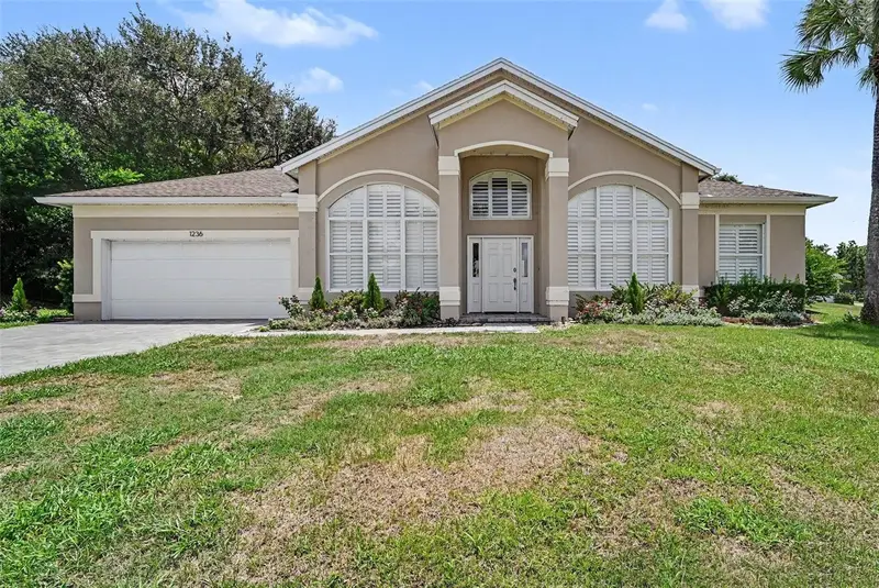 1236 Hawthorne Cove Dr, FL