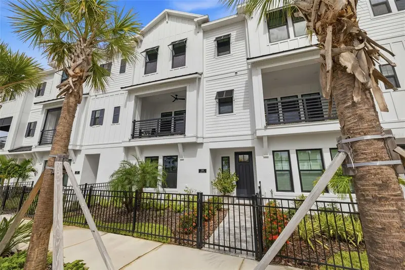 1528 Skysail Ln, FL