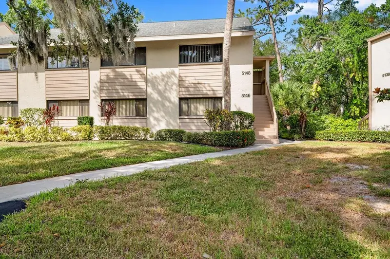 5146 Harpers Croft #13, FL