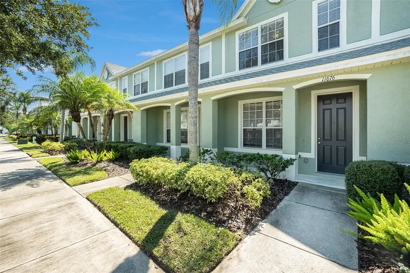 11676 Declaration Dr, FL
