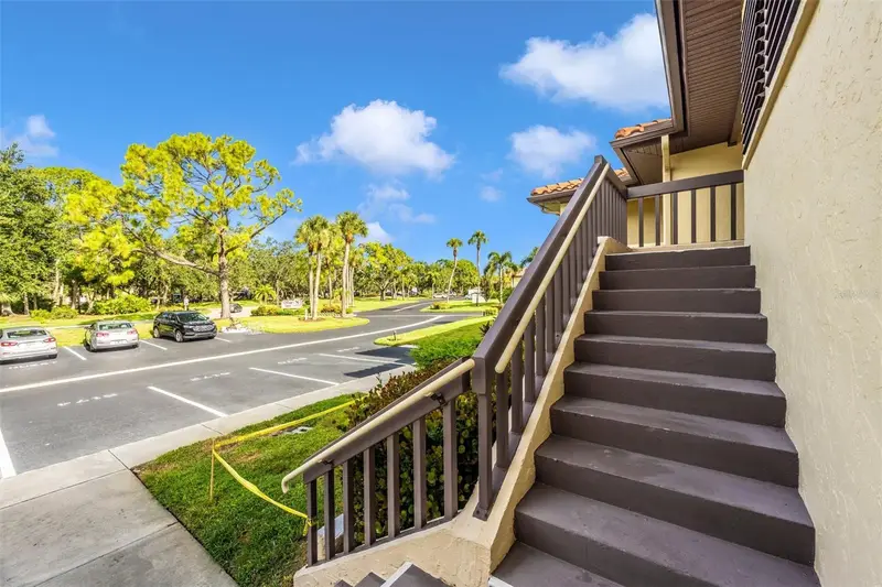 5178 Lake Village Dr #86, FL