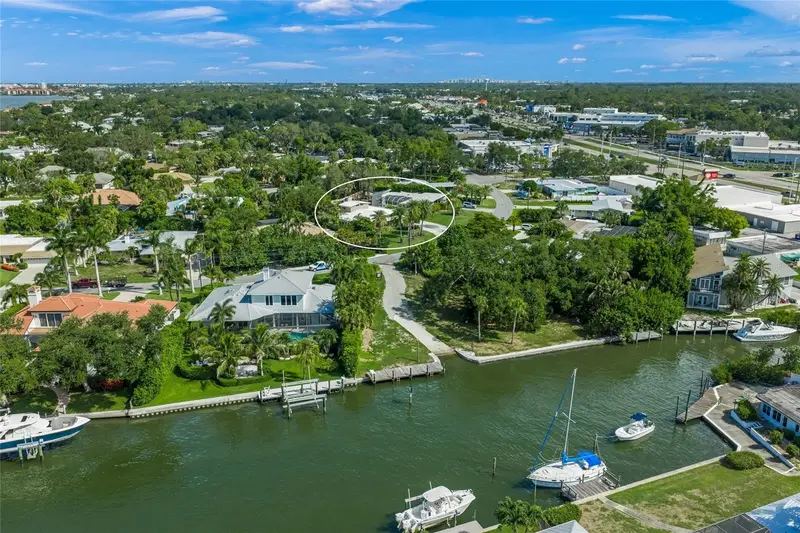 7616 Cove Ter, FL