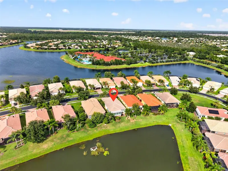 15929 Golden Lakes Dr, FL