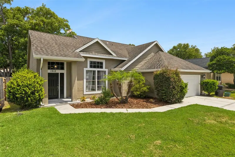 1513 Oberlin Ter, FL