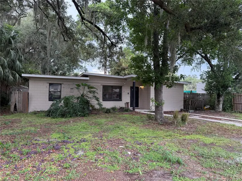 1435 Triangle Dr, FL