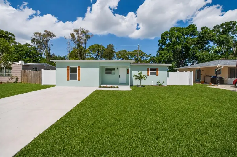 106 Melody Ln, FL