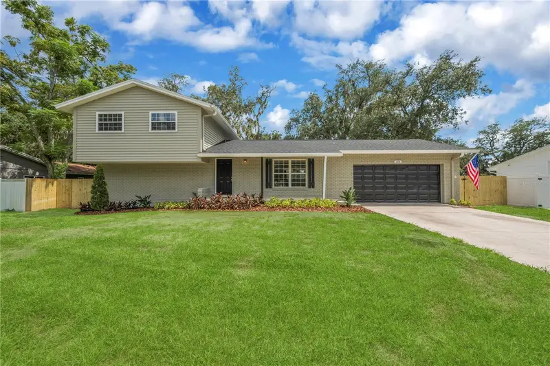 122 Windy Pl, FL