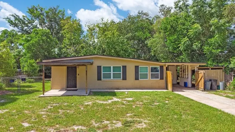 310 E 6th St, FL