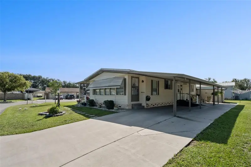 301 Lakeview Dr, FL