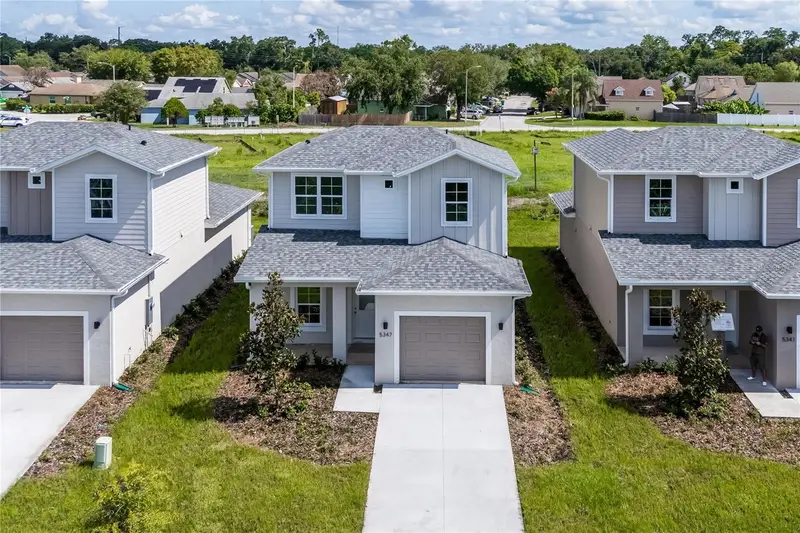 5377 Vista Lago Dr, FL