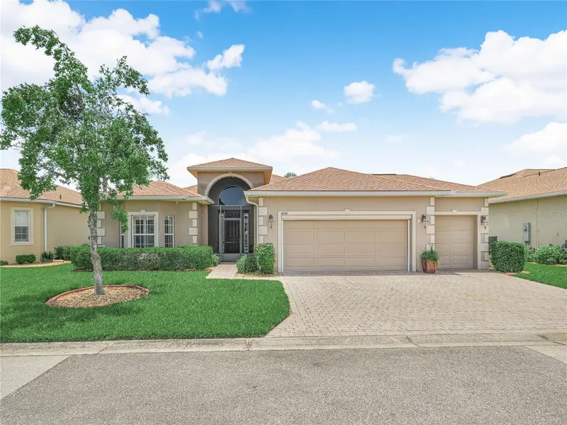 4052 Phoenician Way, FL