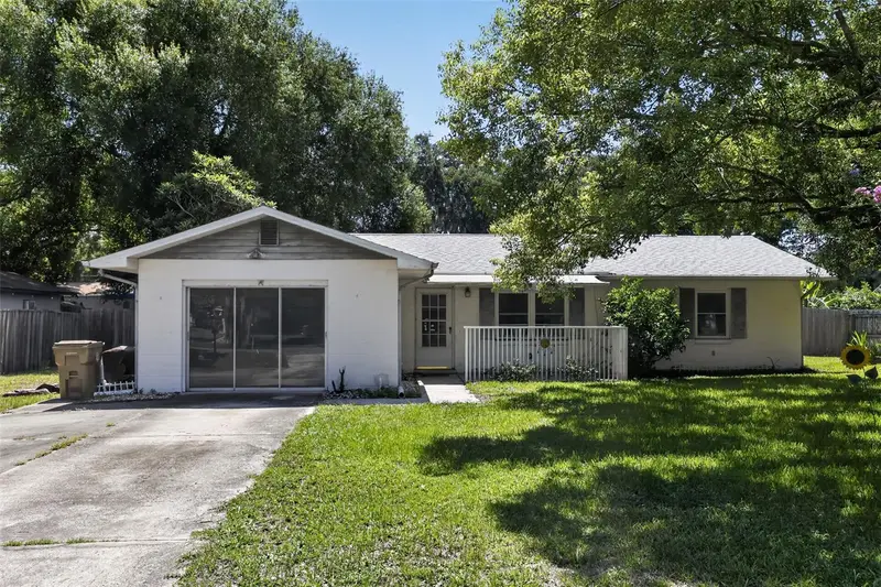 2651 Sample St, FL