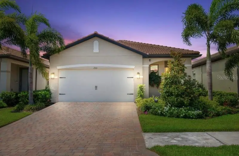 200 Soliera St, FL