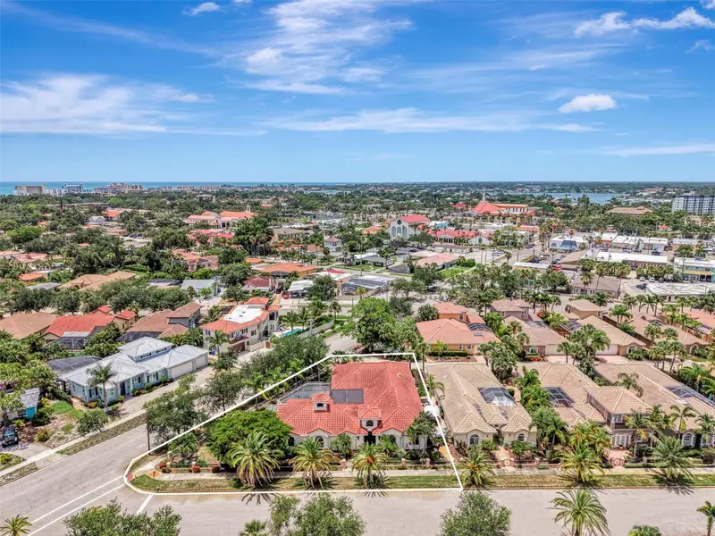 256 Pensacola Rd, FL