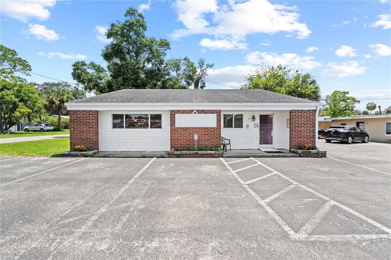 117 Ne 1st St, FL