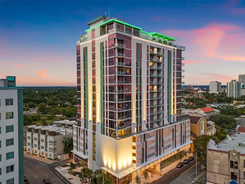 777 3rd Ave N #805, FL