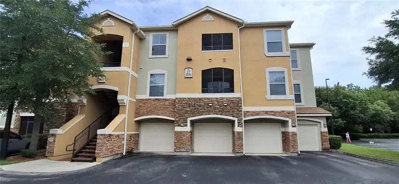 8539 Gate Pkwy W #1737, FL
