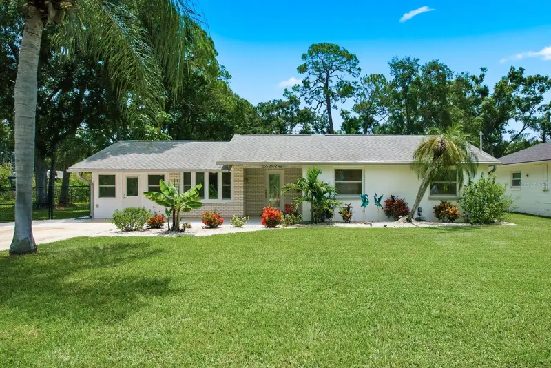 601 Shore Dr E, FL