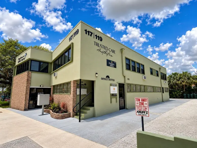 117 N 5th St, FL