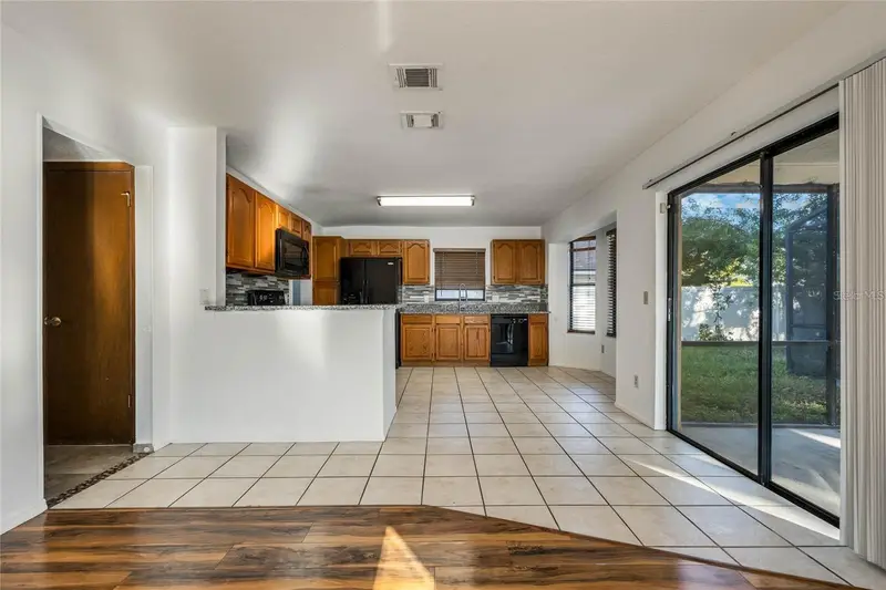 1450 Amanda Rd, FL