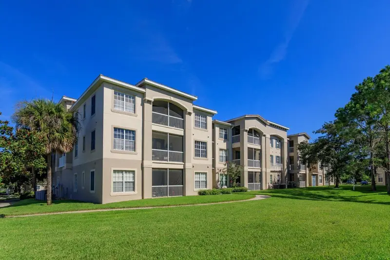 3001 Laurel Run Ln #206, FL