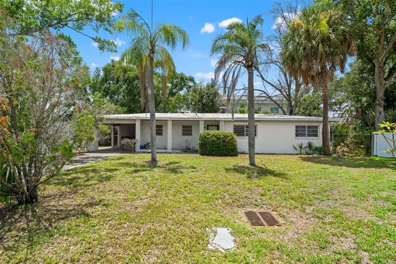 4635 W Bay Villa Ave, FL