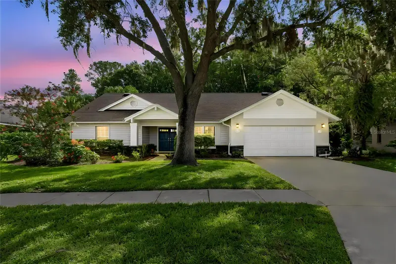 785 Centerwood Dr, FL