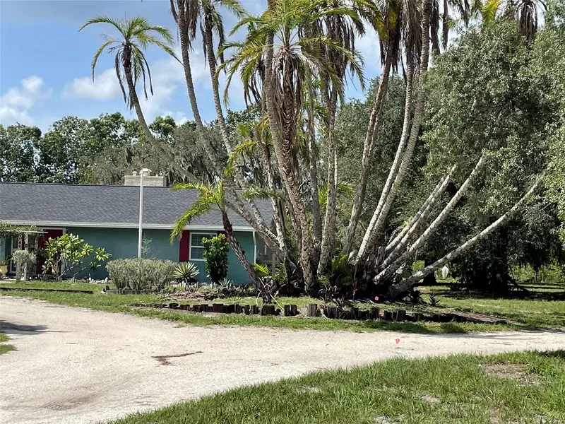 1601 Stephens Rd, FL