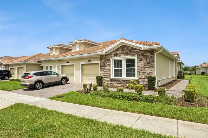 1177 Trappers Trail Loop, FL