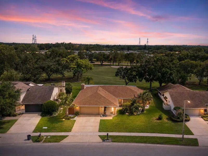 450 Cypress Creek Cir, FL