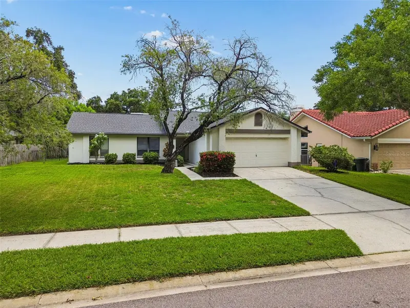 525 Walker Rd, FL