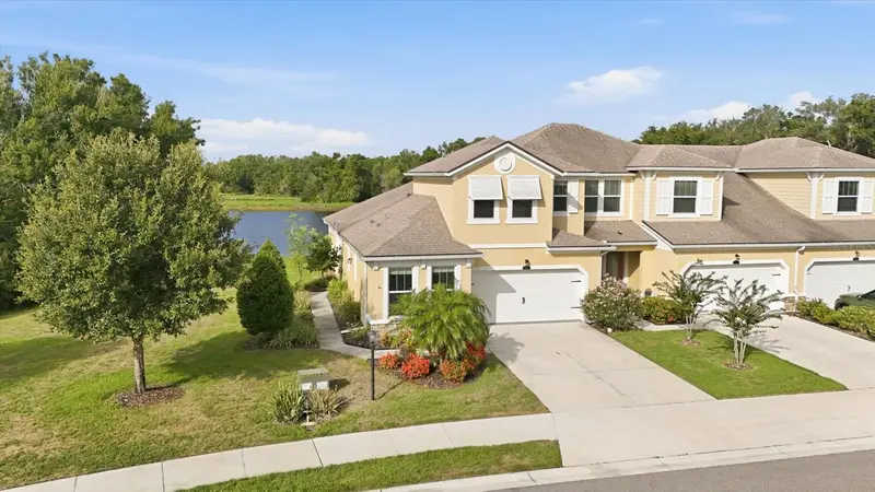 11474 Rolling Green Dr, FL