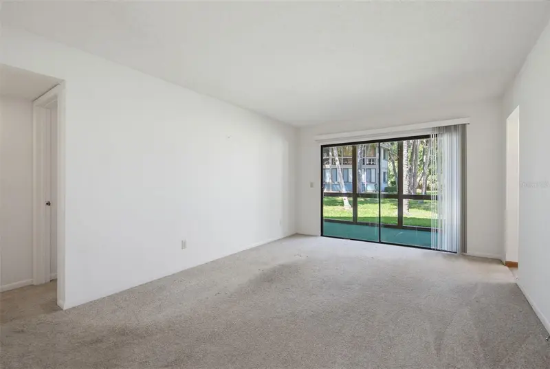 7 Mid Pines Cir, FL