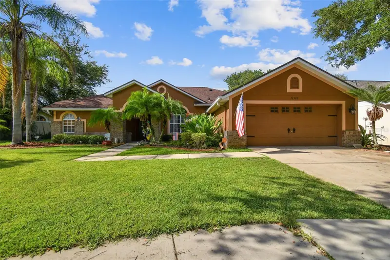 16920 Falconridge Rd, FL