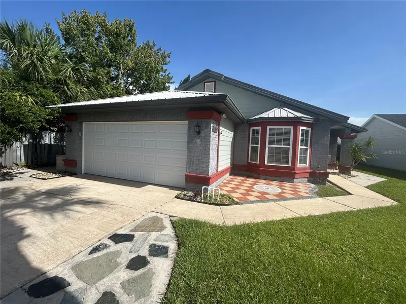 206 Hollywood Ct N, FL