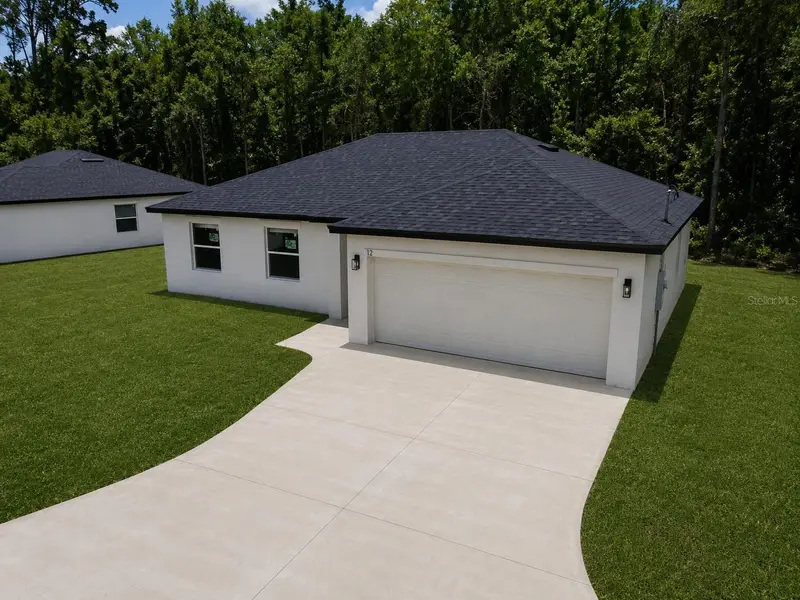12 Locust Run Dr, FL