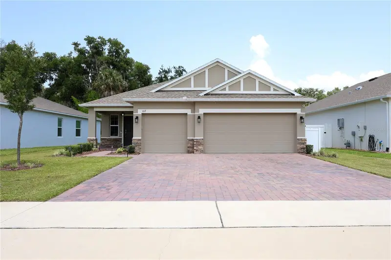 1113 Bradford Ridge Dr, FL