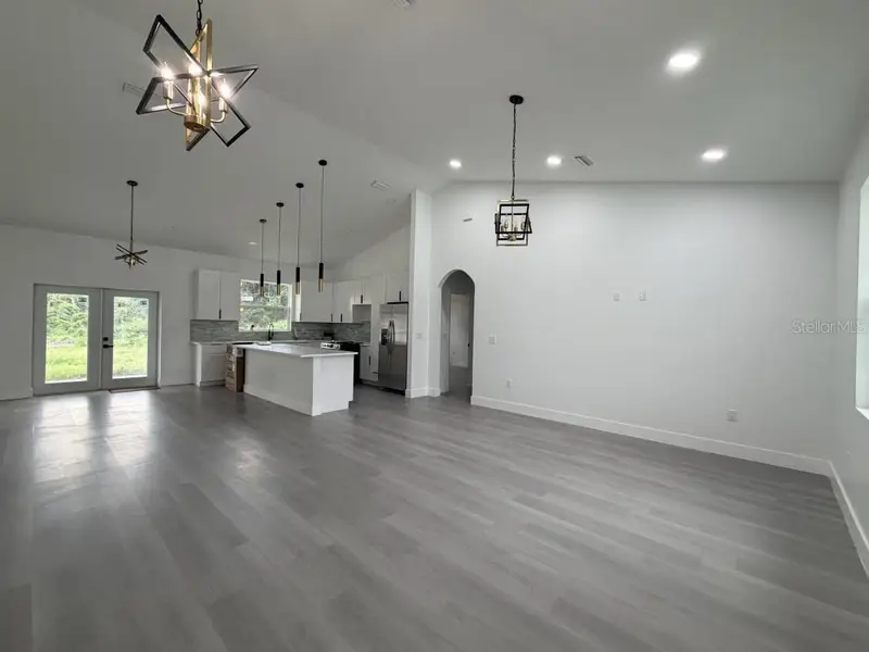 3500 Se 484, FL